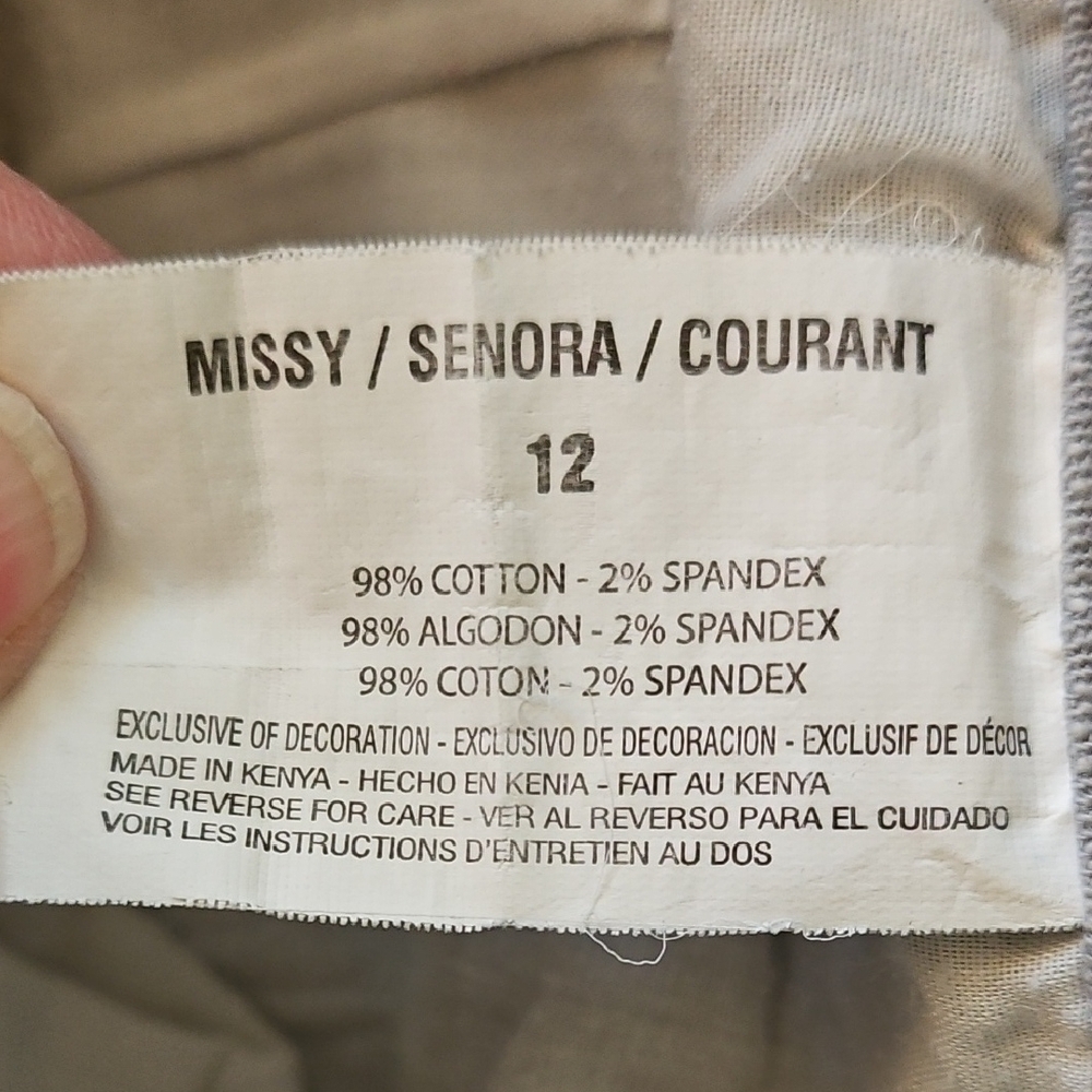 Gloria Vanderbilt Light Gray Marnie Cuffed Skimmer Capri - Picture 8 of 13
